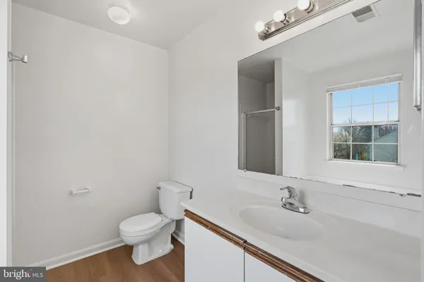 $3,000 | 46695 Sandalwood Square, Sterling, VA 20164