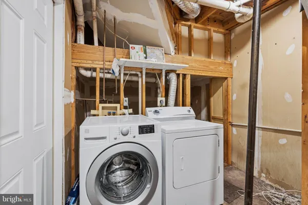 $3,000 | 46695 Sandalwood Square, Sterling, VA 20164