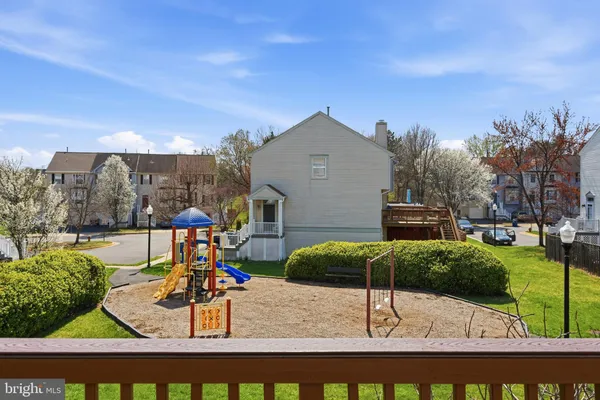 $3,000 | 46695 Sandalwood Square, Sterling, VA 20164