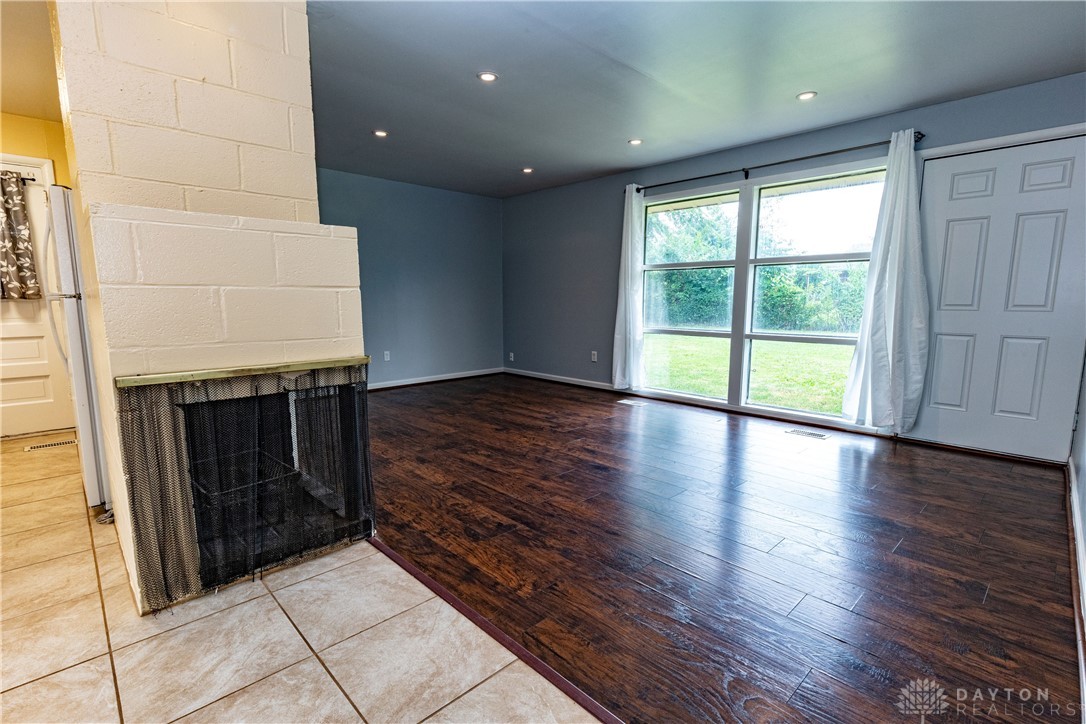 493 Crystal Drive Riverside, OH 45431 - Photo 6 of 13