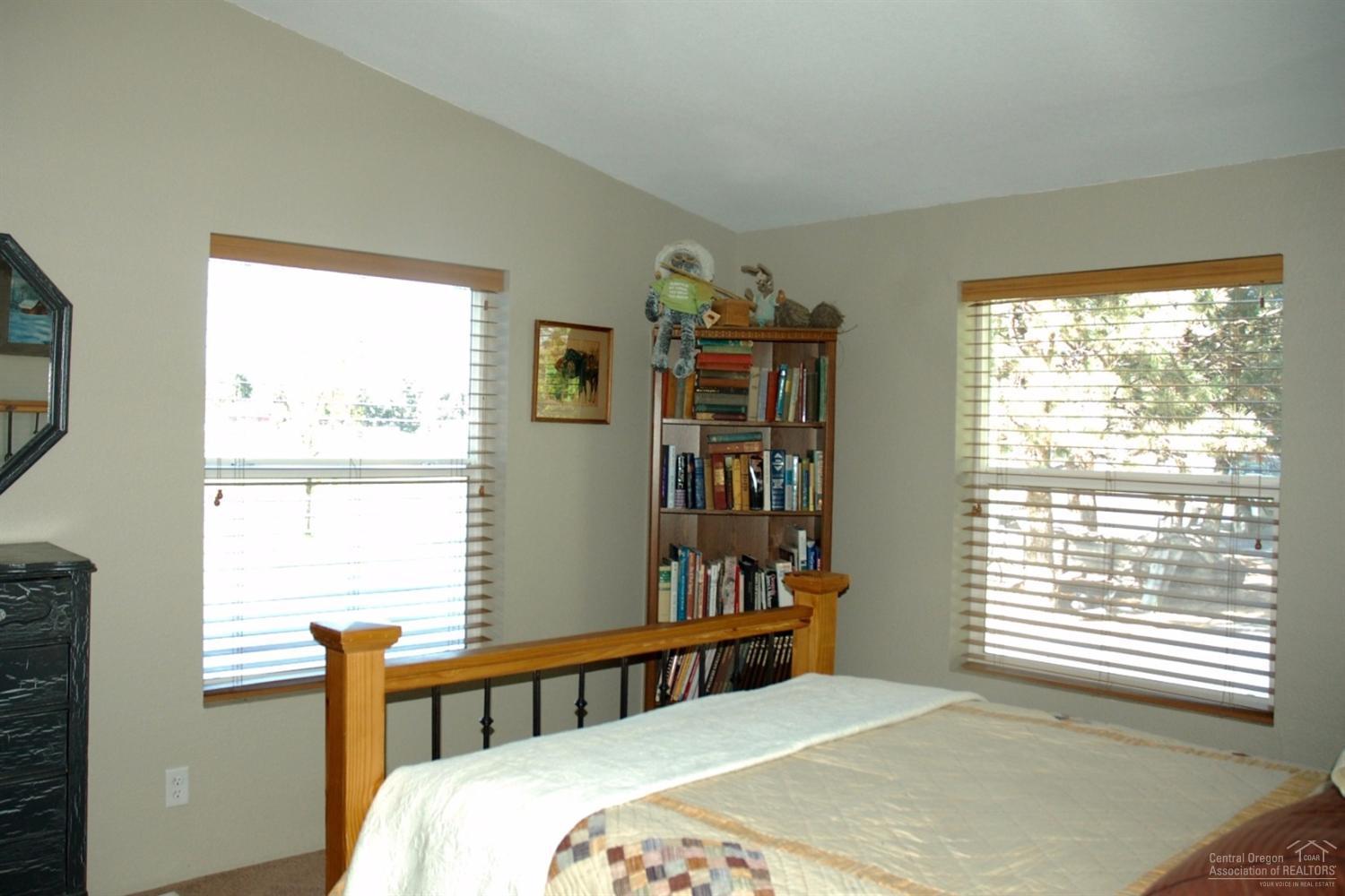 63380 Deschutes Market Road Bend, OR 97701 - Photo 11 of 21 Additional Photo