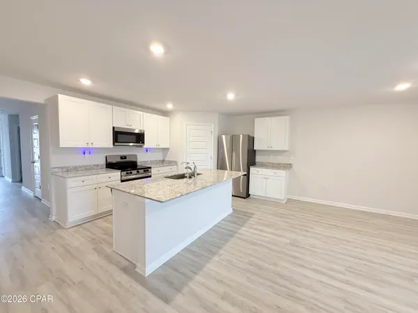 $2,300 | 5057 Windrow Way, Panama City, FL 32404