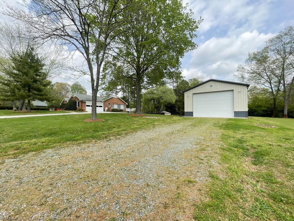 105 Shoshone Road Lexington, NC 27295 - Photo 28 of 37 Gallery Image 28