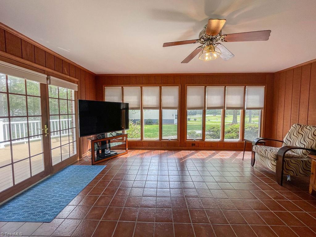 105 Shoshone Road Lexington, NC 27295 - Photo 3 of 37 Gallery Image 3