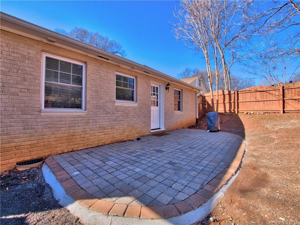 1800 Club Road Charlotte, NC 28205 - Photo 24 of 25 Gallery Image 24