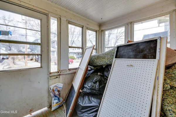 $60,000 | 10 Franklin Street, Gloversville, NY 12078