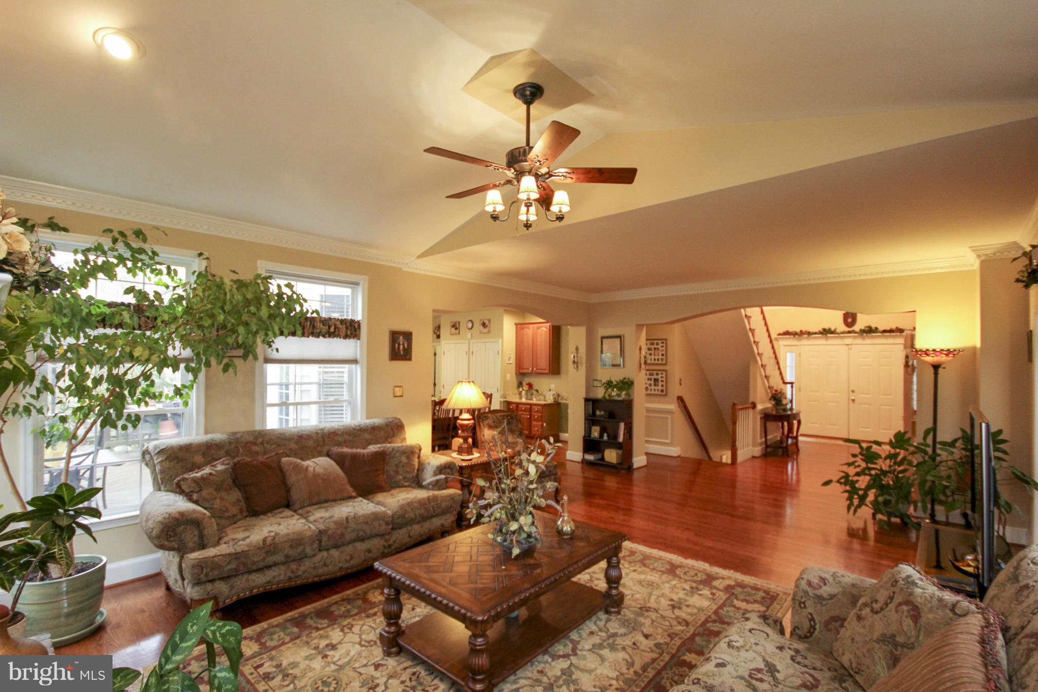 7890 Pembridge Road Manassas, VA 20112 - Photo 11 of 25 Family Room