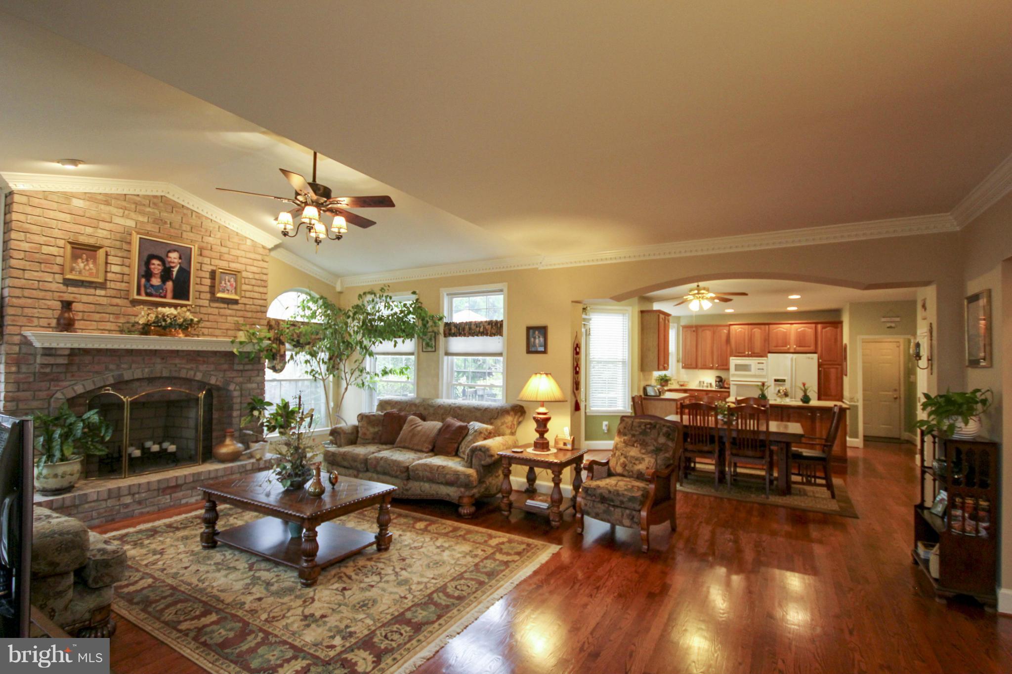 7890 Pembridge Road Manassas, VA 20112 - Photo 12 of 25 Family Room