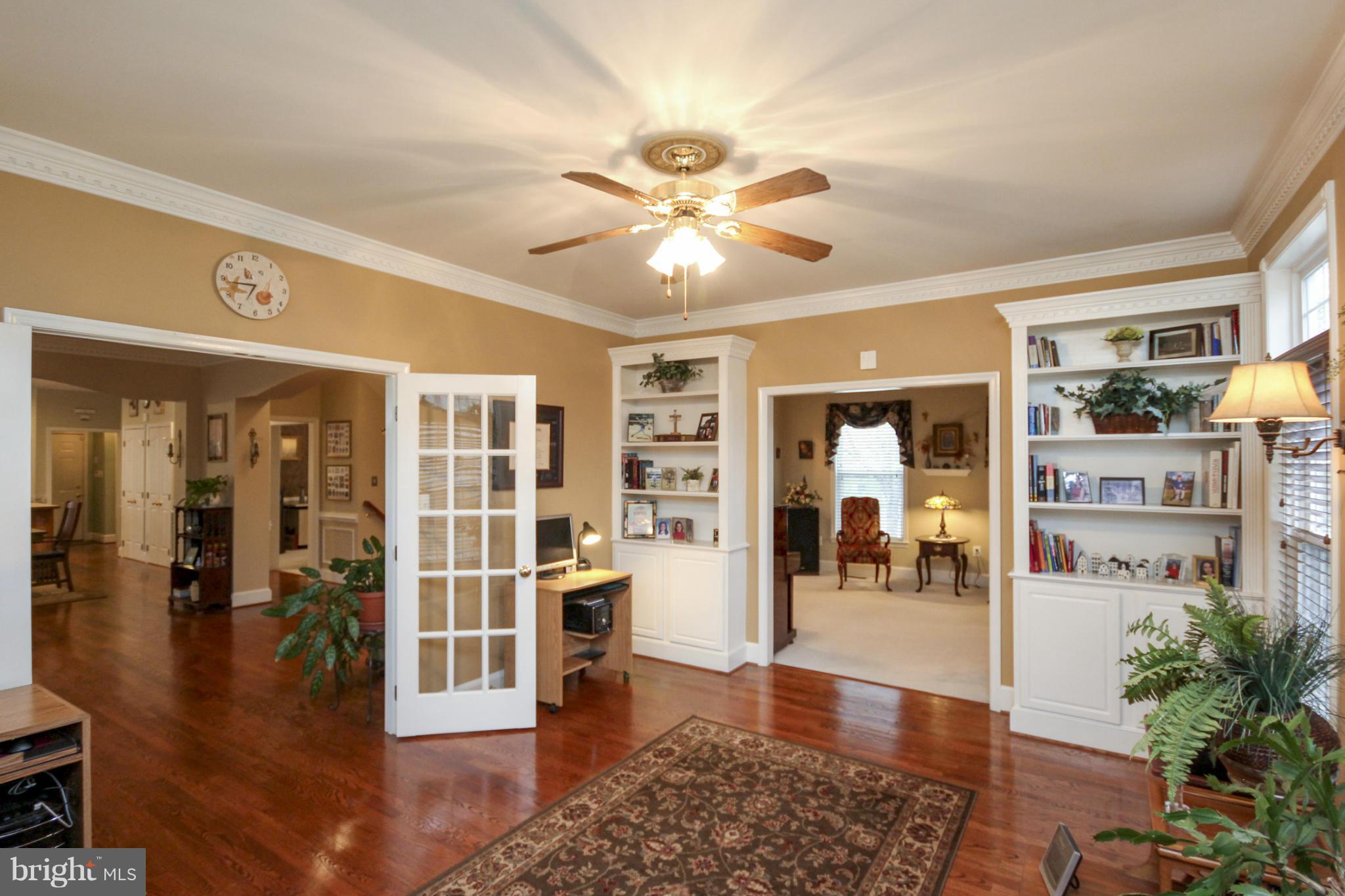 7890 Pembridge Road Manassas, VA 20112 - Photo 8 of 25 Library/Sunroom