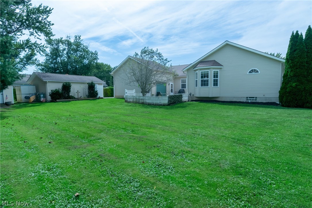 6433 Oberlin Road Lorain, OH 44053 - Photo 5 of 31 Gallery Image 5