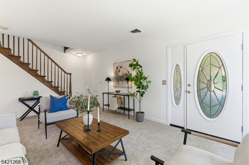 112 Grouser Road Somerset, NJ 08873 - Photo 5 of 40