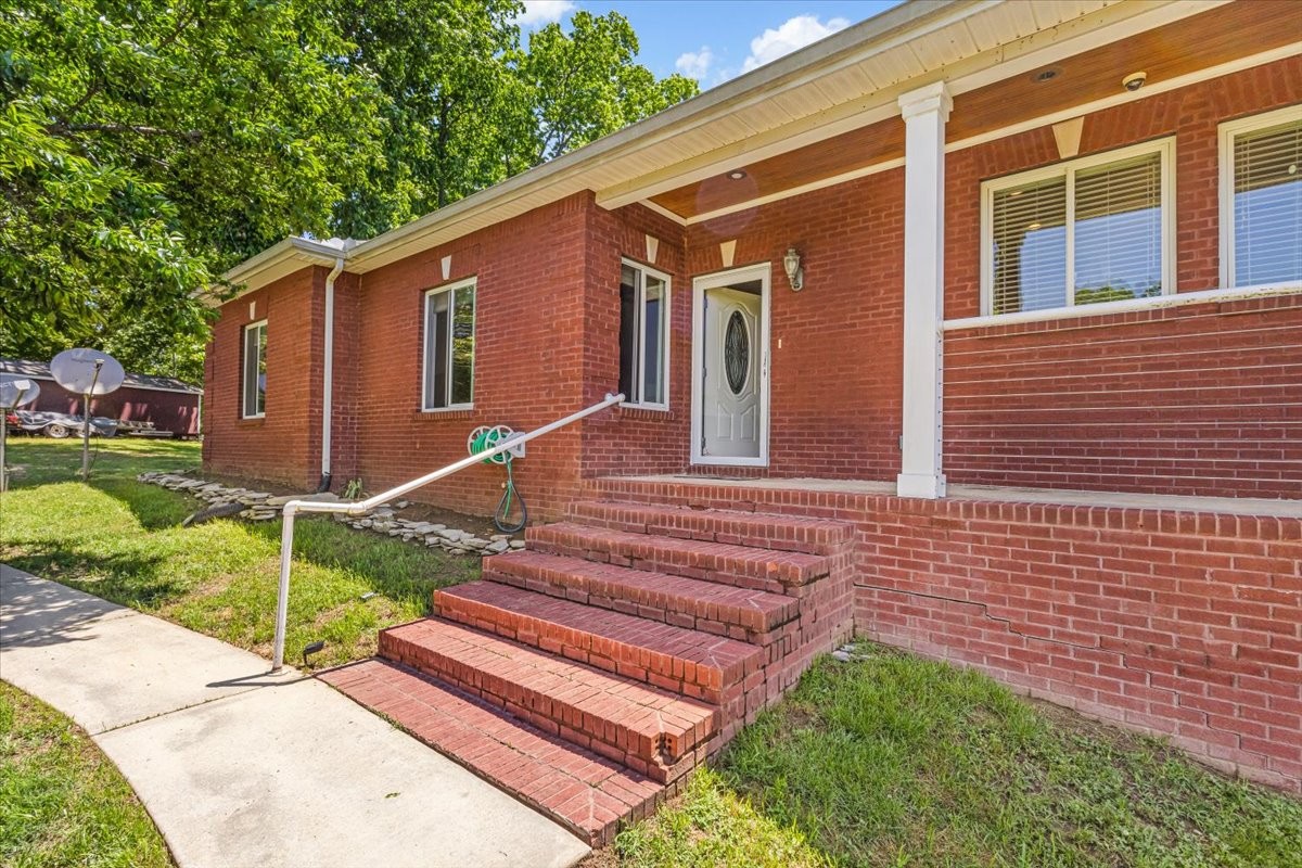 1779 Walden Ridge Road Manchester, TN 37355 - Photo 5 of 70