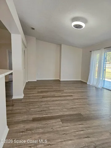 $2,500 | 1736 Vista Lake Circle, Melbourne, FL 32904