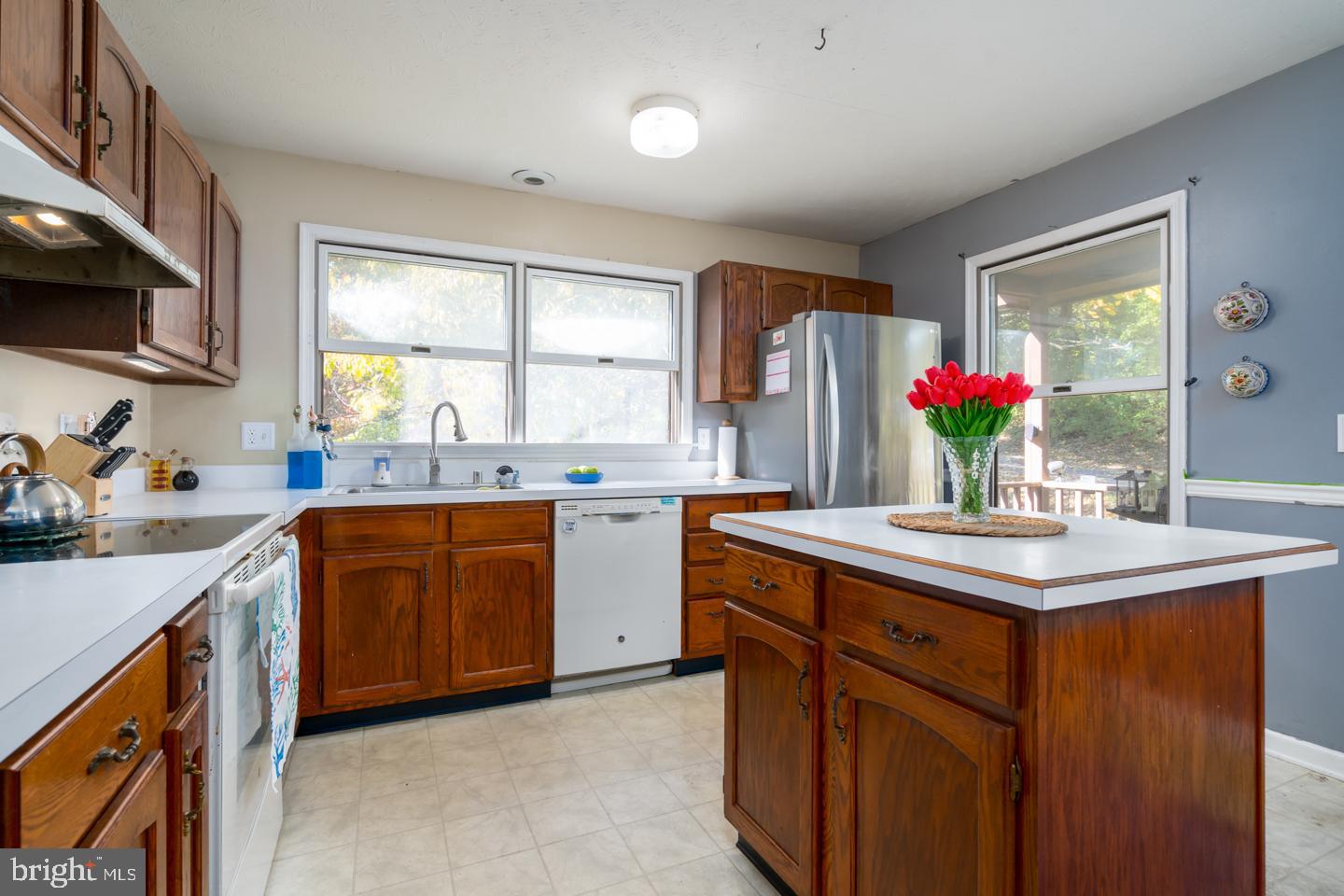 314 Jonathan Road Linden, VA 22642 - Photo 4 of 31