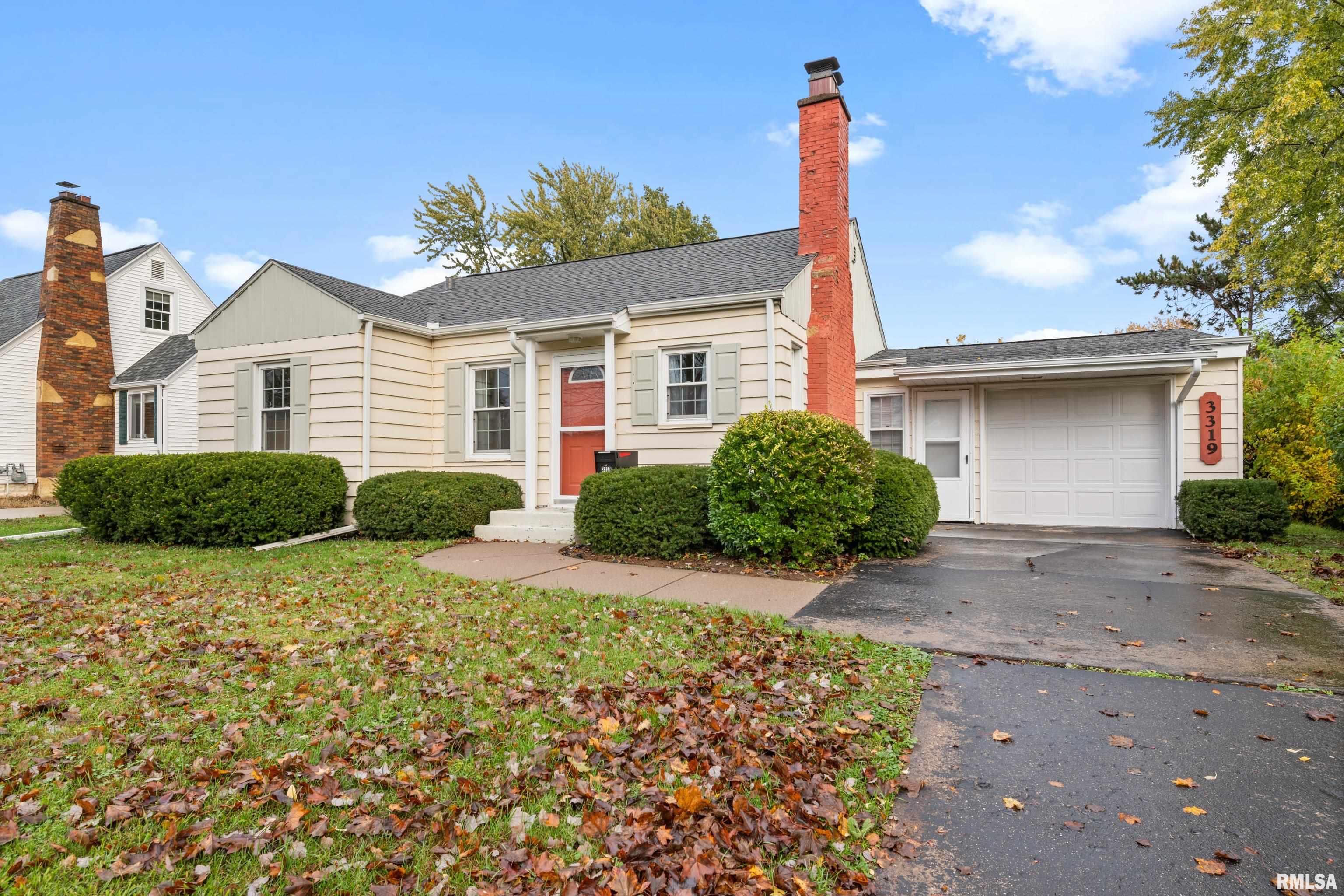 3319 24th Street Rock Island, IL 61201 - Photo 1 of 20