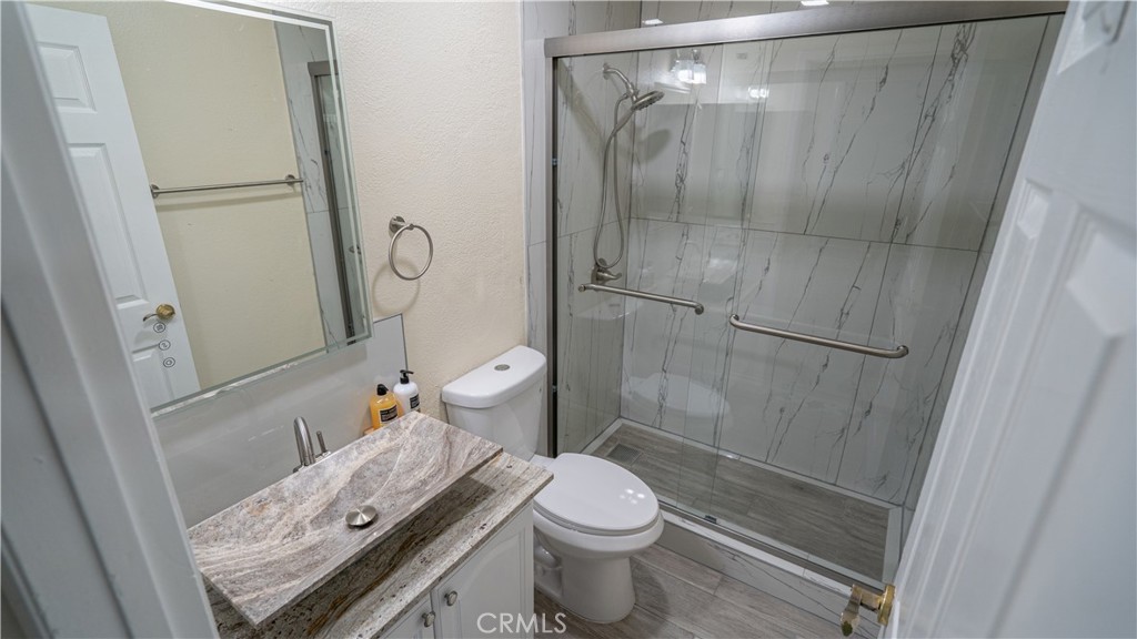 1185 Mountain Gate Road Upland, CA 91786 - Photo 18 of 39 Bathroom 2