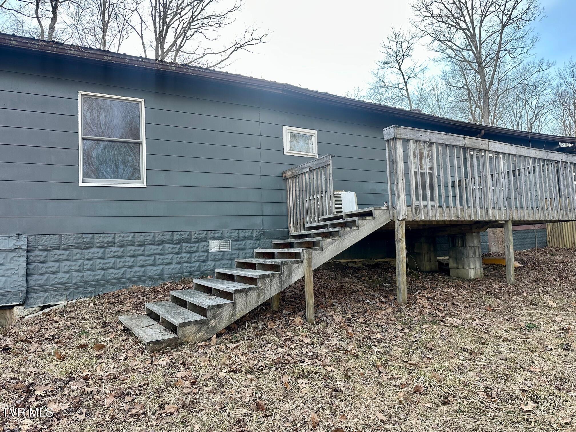 2924 Lark Road Coeburn, VA 24230 - Photo 21 of 24 IMG_3394