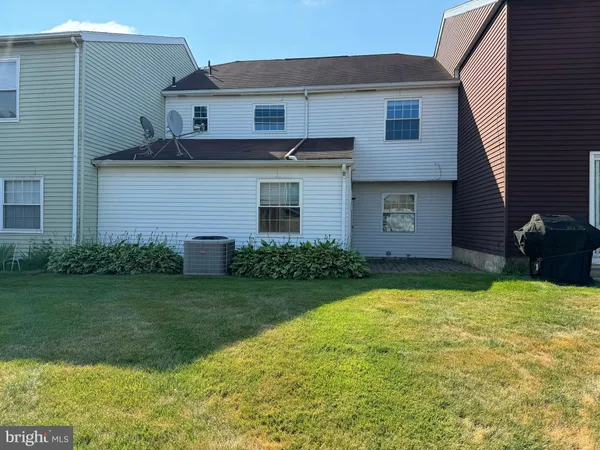 $3,250 | 45 Windsor Mews, Cherry Hill, NJ 08002