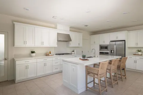 $1,595,000 | 1860 Artemisia Court, Carlsbad, CA 92011
