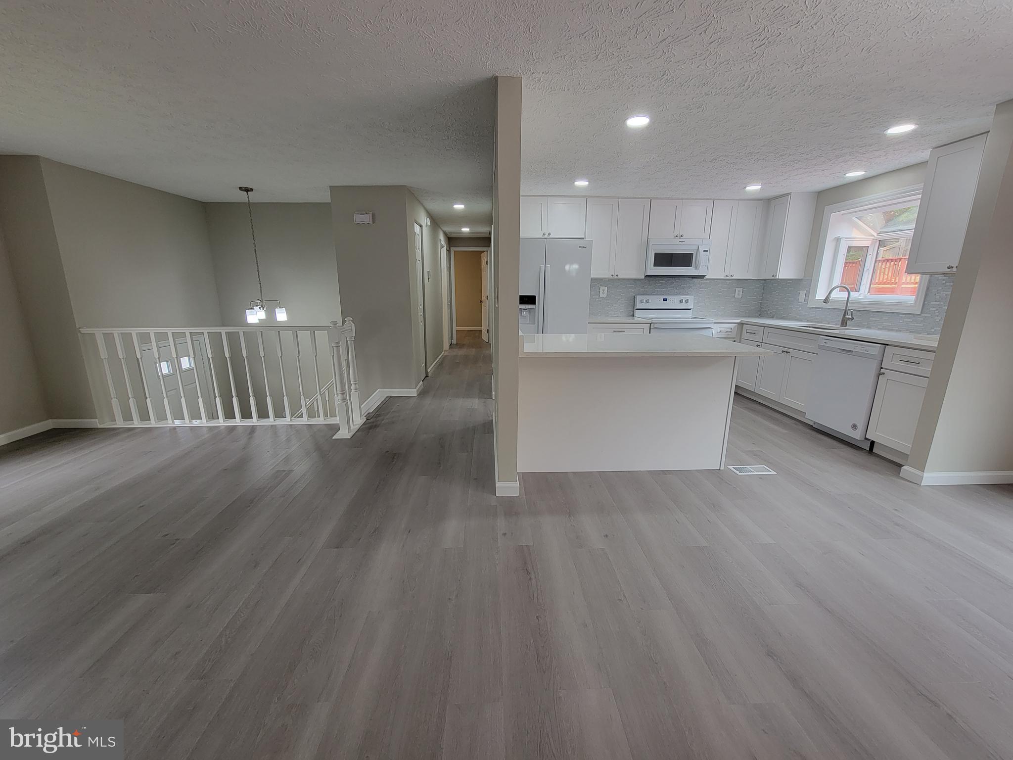 7598 Springfield Hills Drive Springfield, VA 22153 - Photo 13 of 40