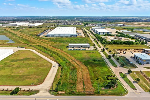a view of an outdoor space