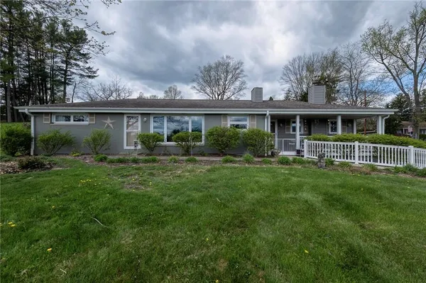 $398,900 | 200 Stonebrook Drive, McMurray, PA 15317