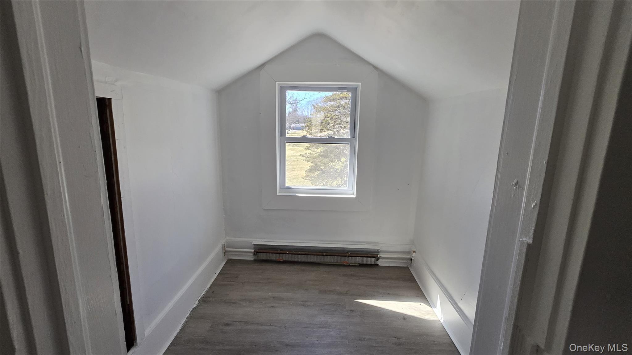 208 Glenmere Road Chester, NY 10918 - Photo 14 of 23