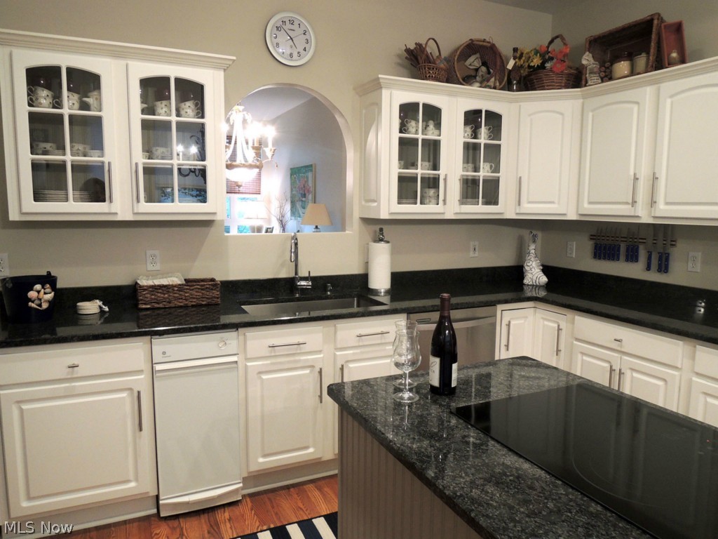 415 University Road Cleveland, OH 44113 - Photo 14 of 25 Gallery Image 14