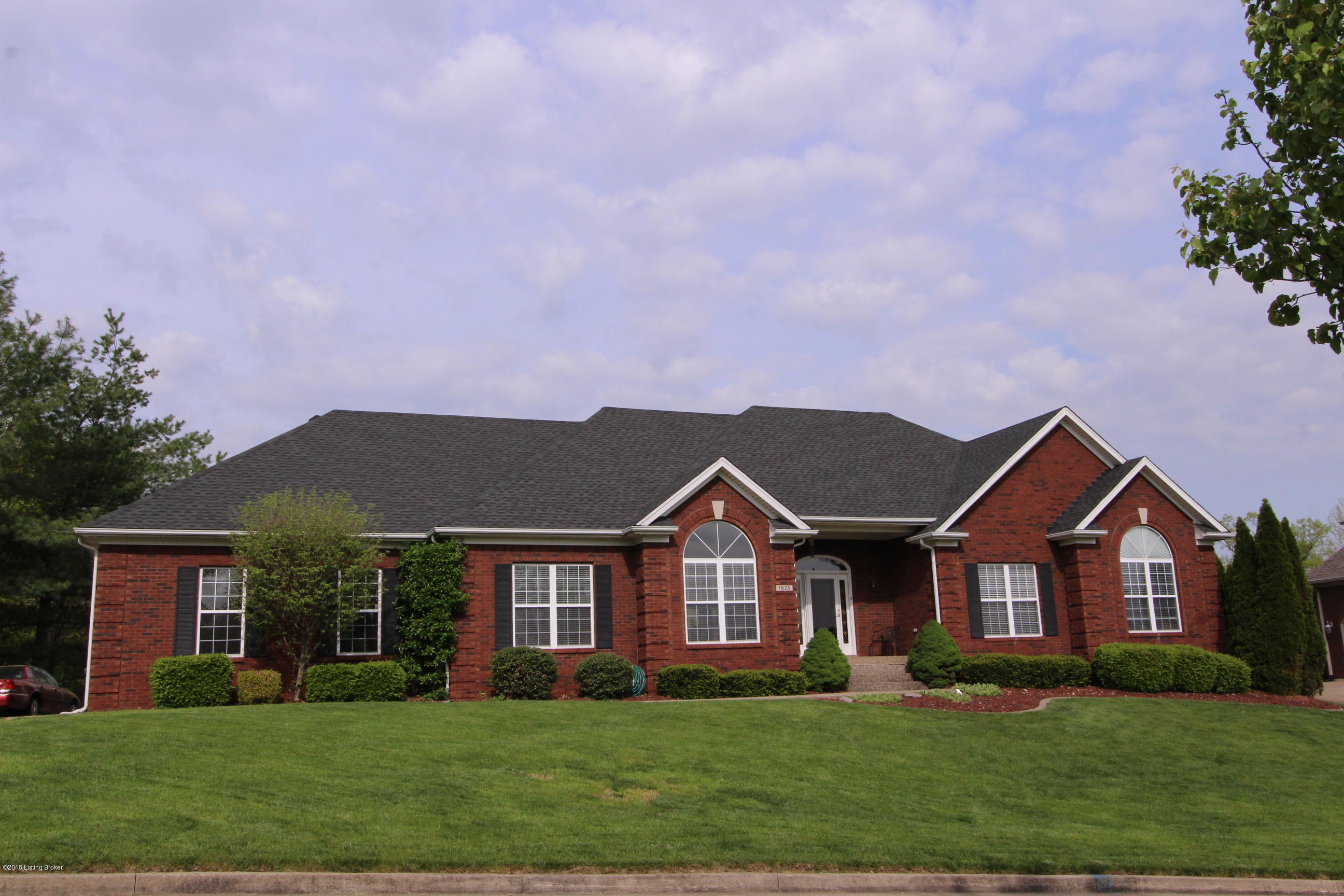 1825 Grand Ridge Road Louisville, KY 40214 - Photo 1 of 53 front