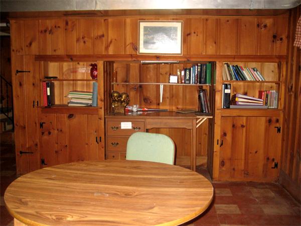 7 Pilgrim Way Walpole, MA 02032 - Photo 11 of 17 a bedroom with a bed and a book shelf
