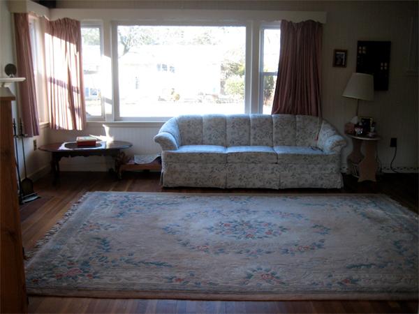 7 Pilgrim Way Walpole, MA 02032 - Photo 4 of 17 a living room with furniture and a large window