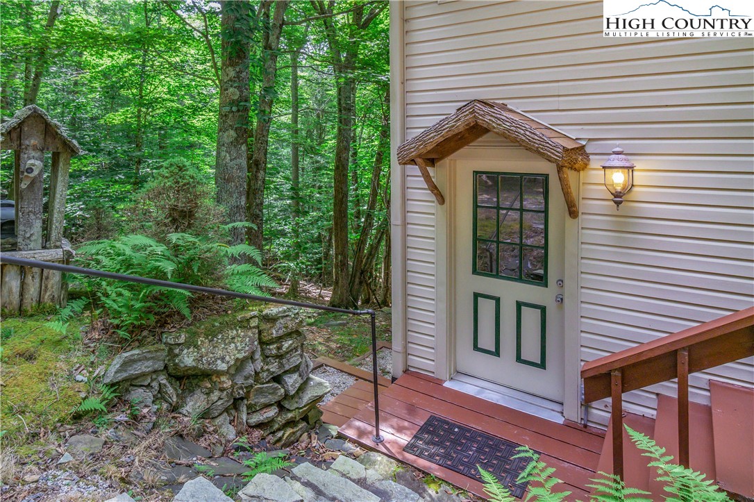 119 Lower Grouse Ridge Road Beech Mountain, NC 28604 - Photo 38 of 49 Gallery Image 38