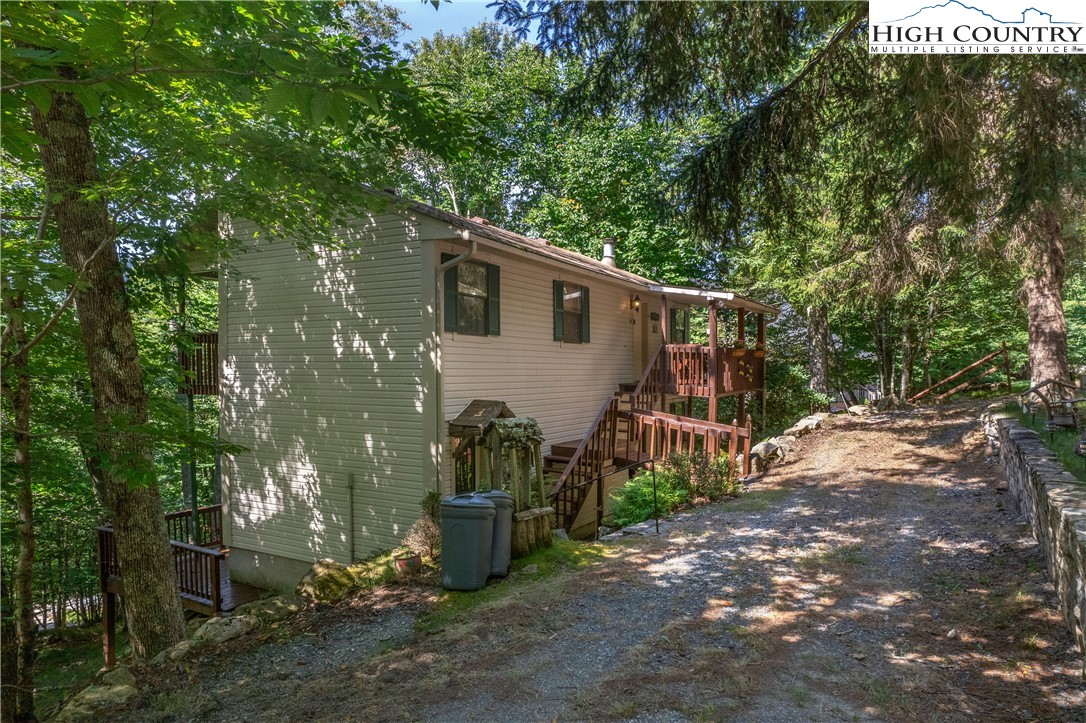 119 Lower Grouse Ridge Road Beech Mountain, NC 28604 - Photo 40 of 49 Gallery Image 40