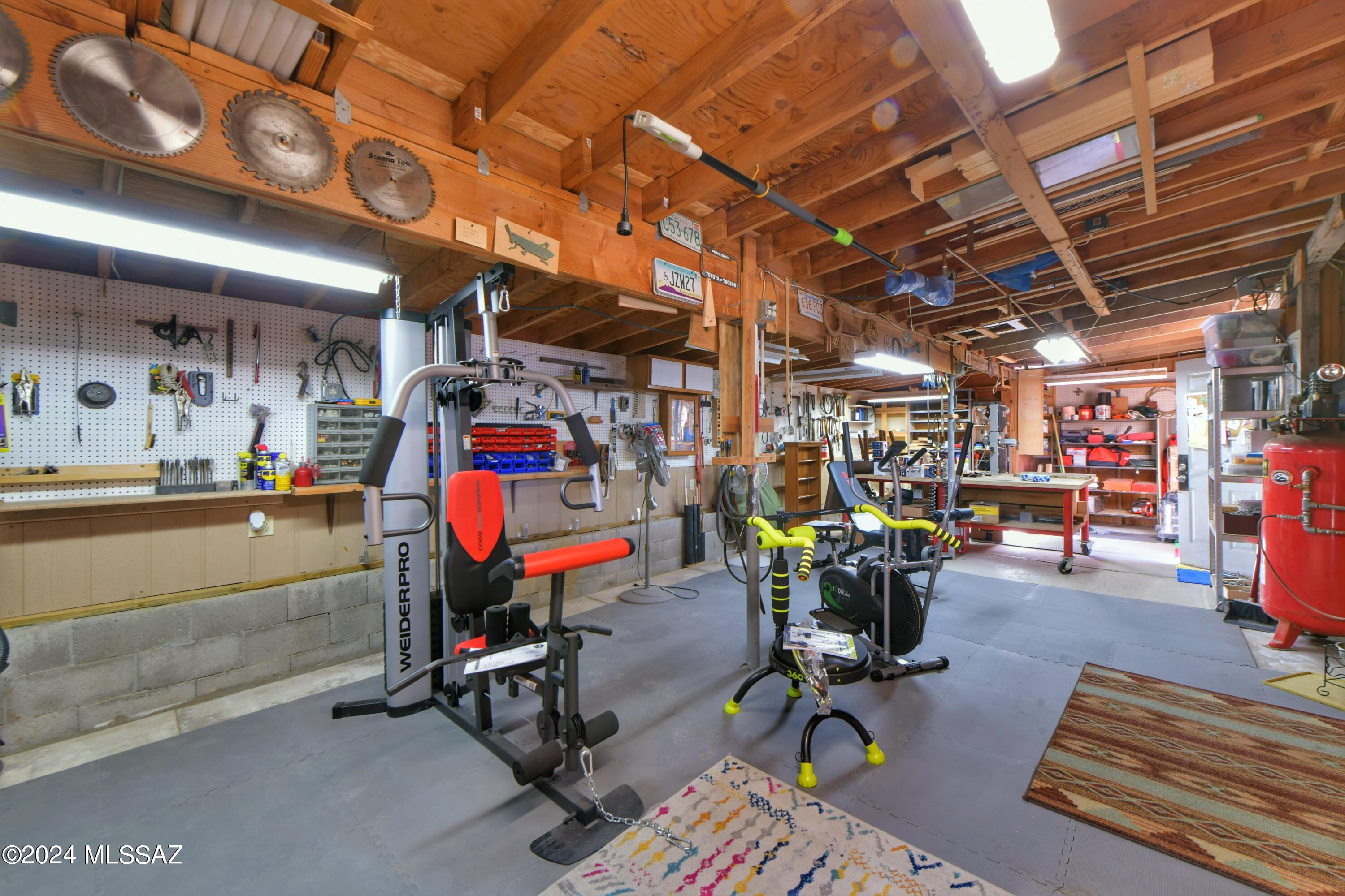 1830 North Hitching Post Road Tucson, AZ 85745 - Photo 42 of 48