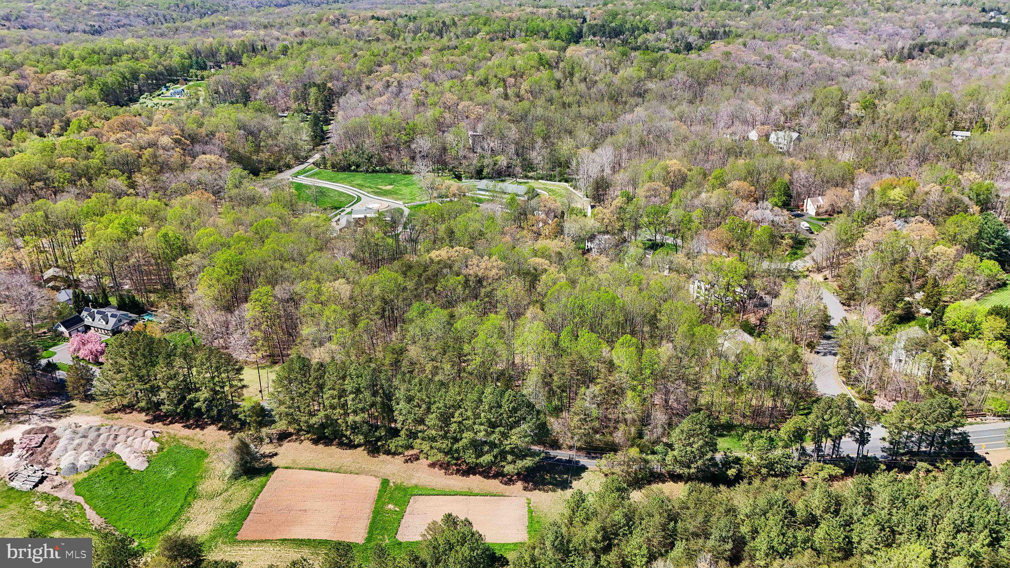 11920 Henderson Road Clifton, VA 20124 - Photo 3 of 10