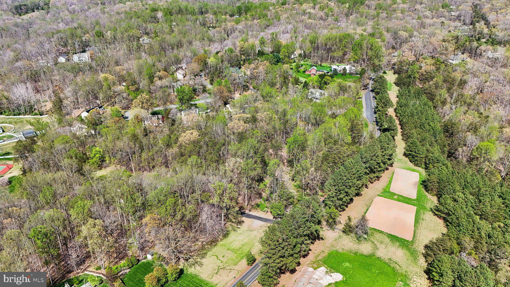 11920 Henderson Road Clifton, VA 20124 - Photo 6 of 10