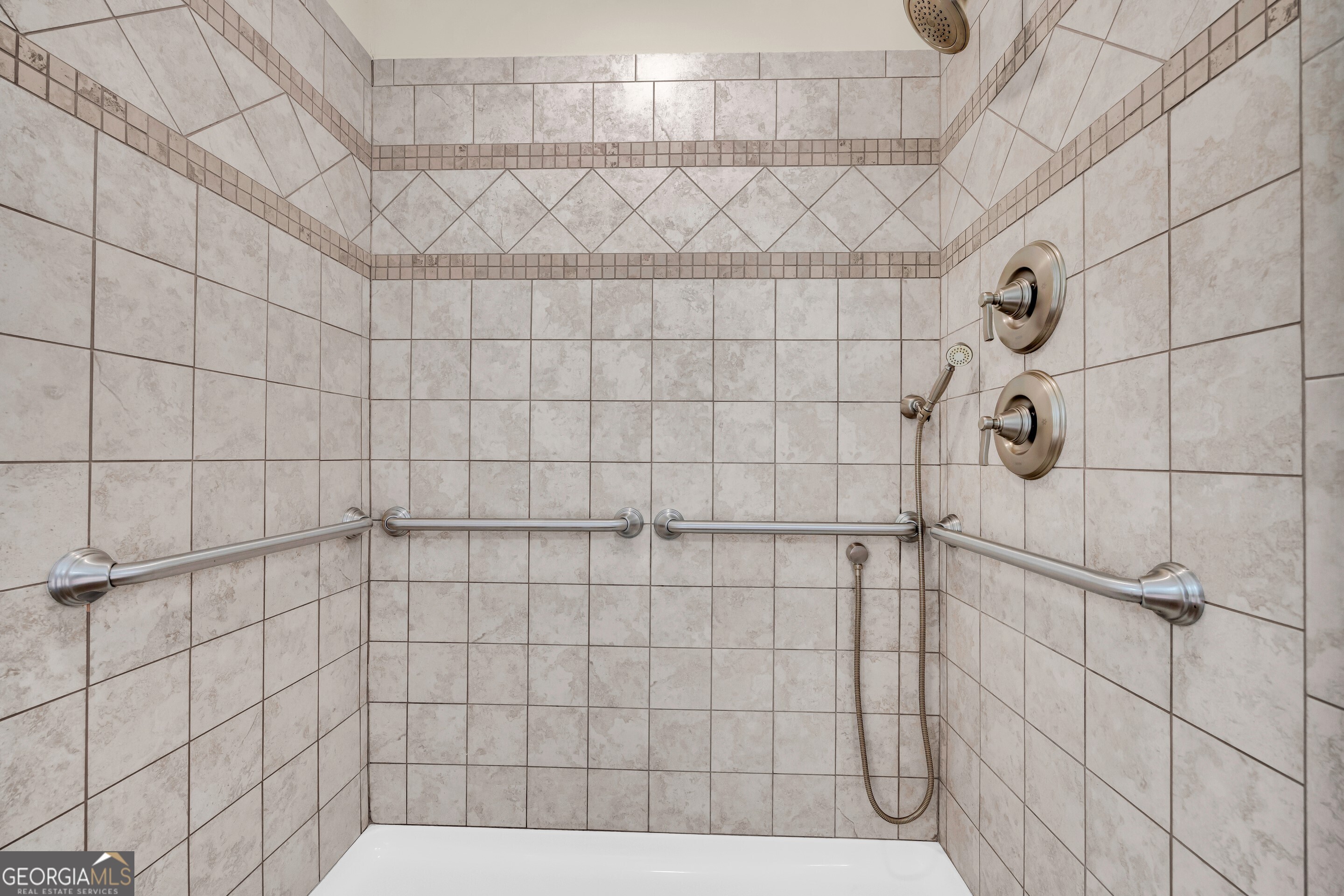 100 Broad Street Bowman, GA 30624 - Photo 36 of 65