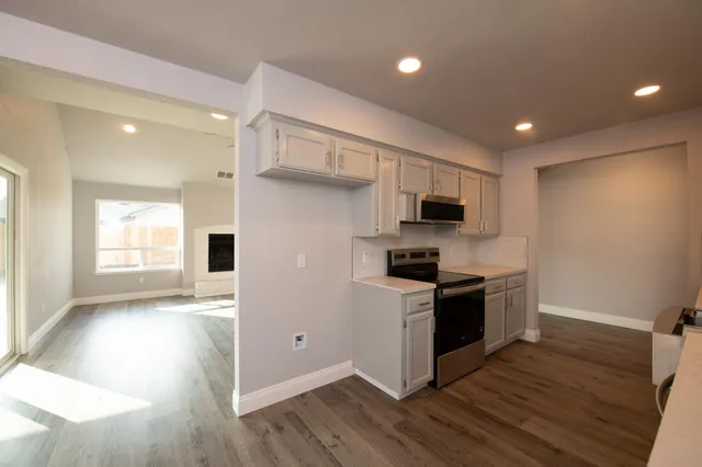 $485,000 | 346 West Fremont Avenue, Clovis, CA 93612