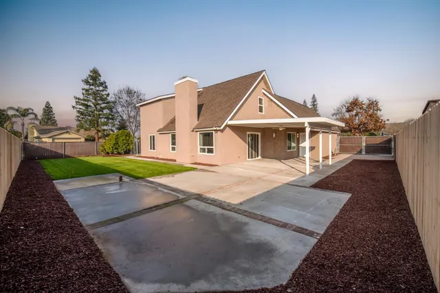 $485,000 | 346 West Fremont Avenue, Clovis, CA 93612