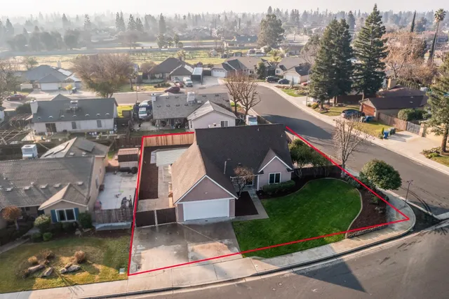 $485,000 | 346 West Fremont Avenue, Clovis, CA 93612