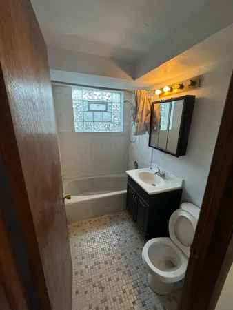 $1,650 | 15226 Doctor Martin Luther King Junior Drive, Unit 2E, Dolton, IL 60419