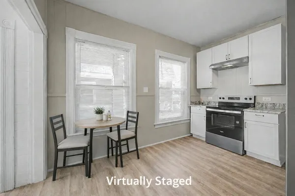 $435,000 | 118 West Hillcrest Avenue, Manchester, NH 03103