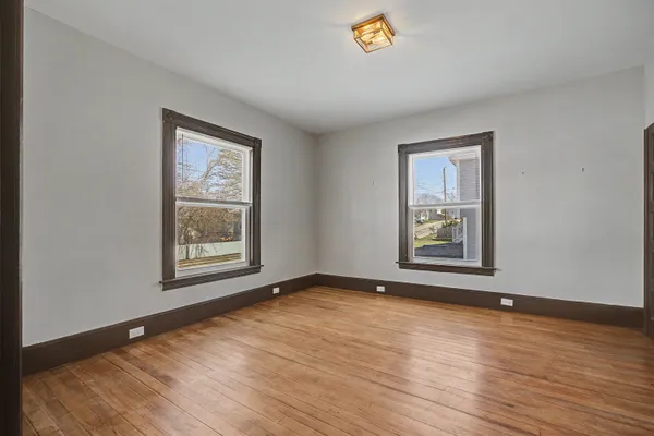 $435,000 | 118 West Hillcrest Avenue, Manchester, NH 03103