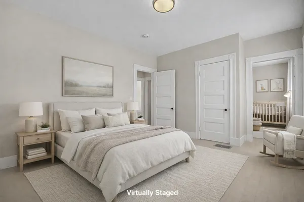 $435,000 | 118 West Hillcrest Avenue, Manchester, NH 03103