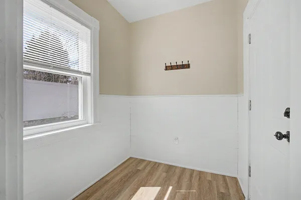 $435,000 | 118 West Hillcrest Avenue, Manchester, NH 03103