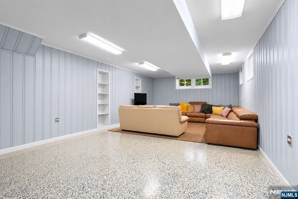 1759 Lilbet Road Teaneck, NJ 07666 - Photo 30 of 41