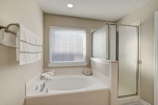 $2,275 | 7219 Palmito Ranch Drive, Richmond, TX 77406