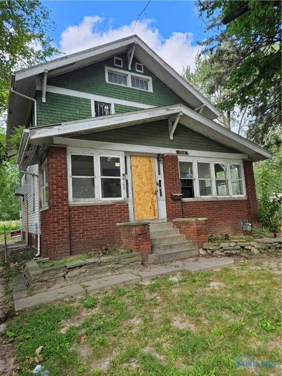 2414 West Alexis Road Toledo, OH 43613 - Photo 1 of 14 Gallery Image 1