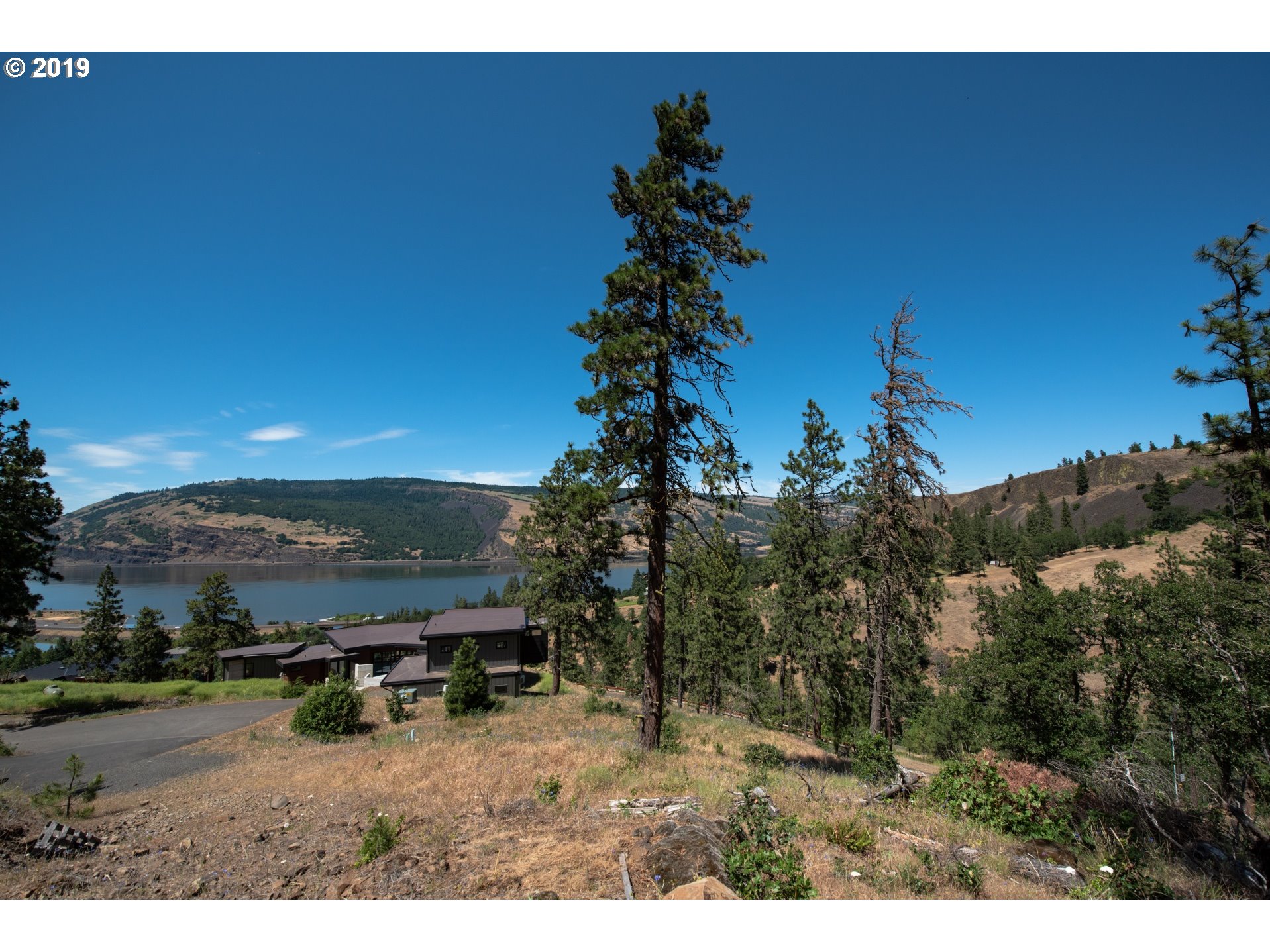 350 Maya Way Mosier, OR 97040 - Photo 4 of 17 Gallery Image 4