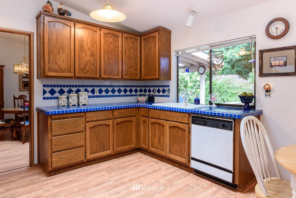23414 53rd Avenue Southeast Bothell, WA 98021 - Photo 8 of 25